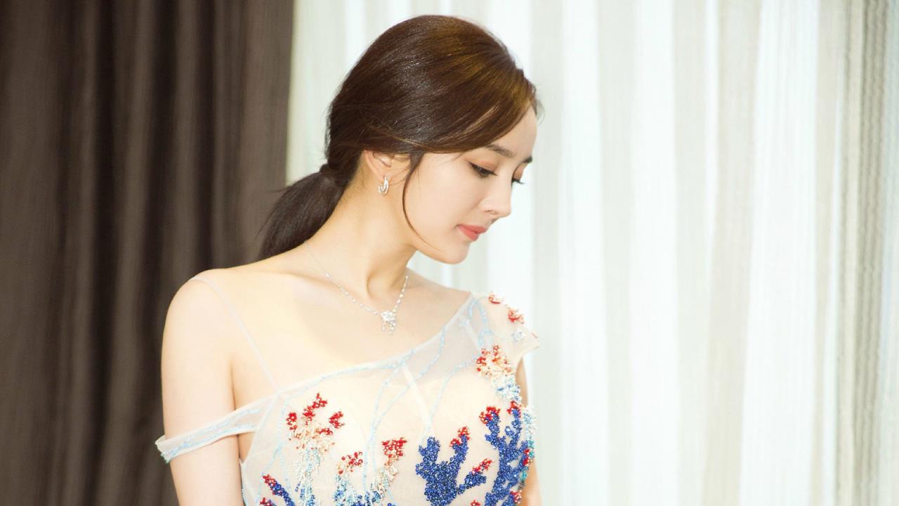 干熟女: 打破传统束缚的现代女性生活方式