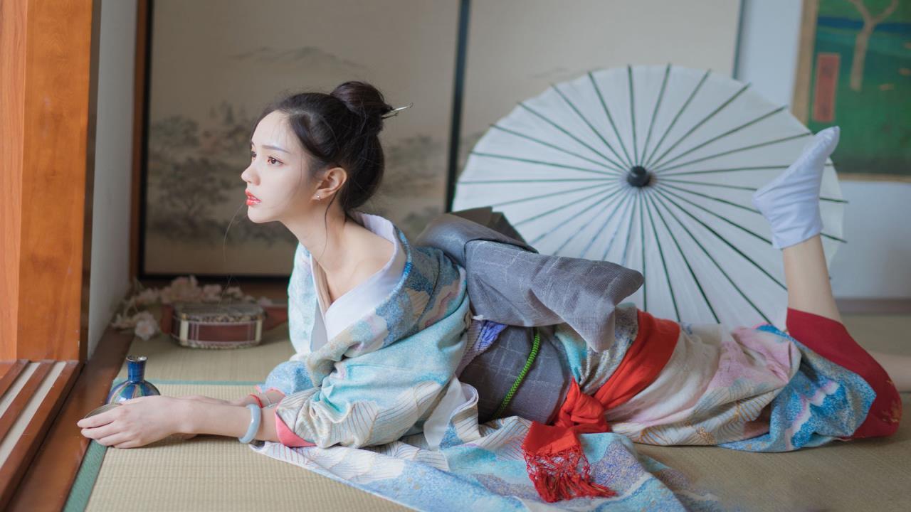 脱美女衣服.小游戏的魅力与背后的故事