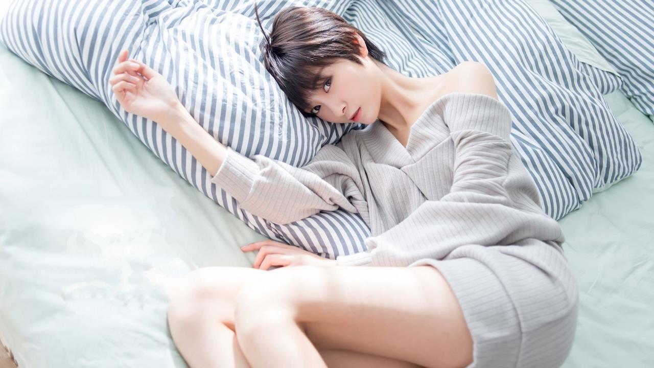 pansy中老年妈妈:  颐养天年，绽放优雅人生