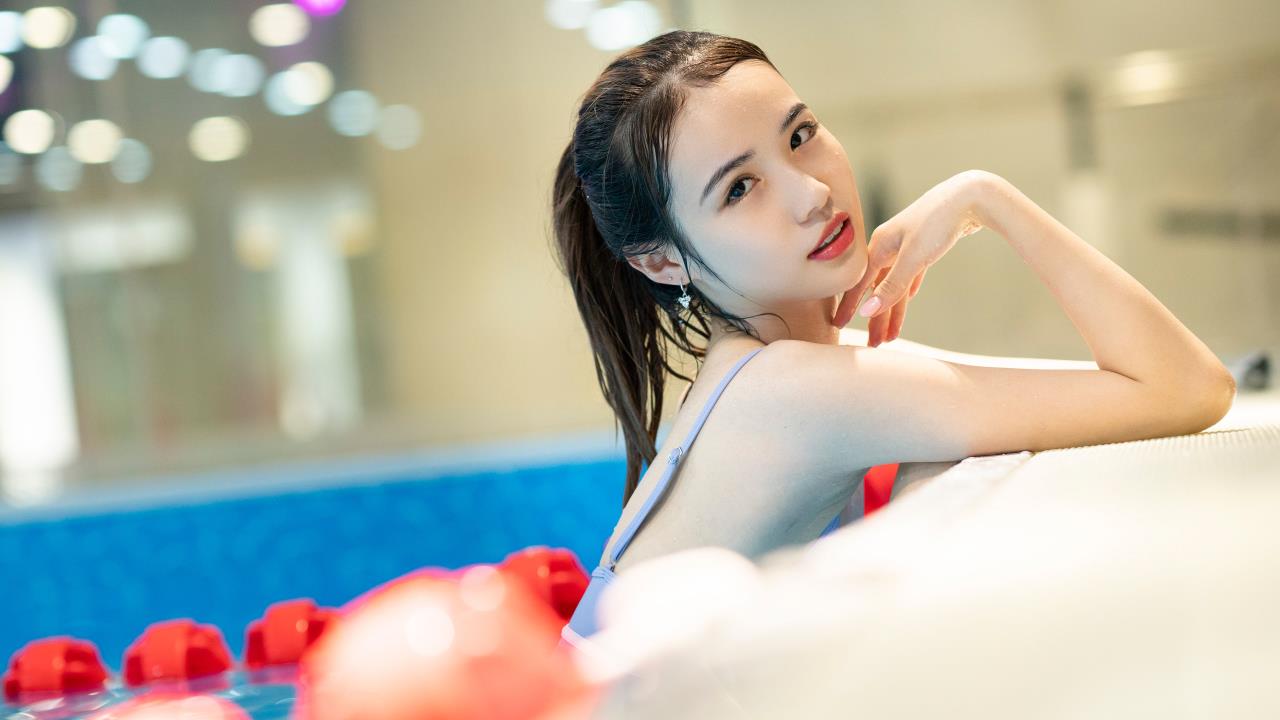 恋夜护士:  超越深夜，传递生命之光